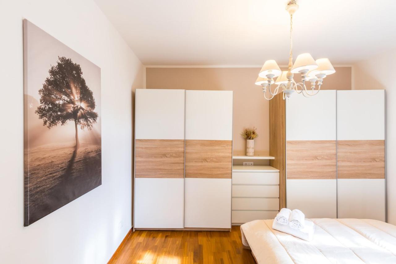 Brancaccio Renewed Apartment By Napoliapartments Extérieur photo